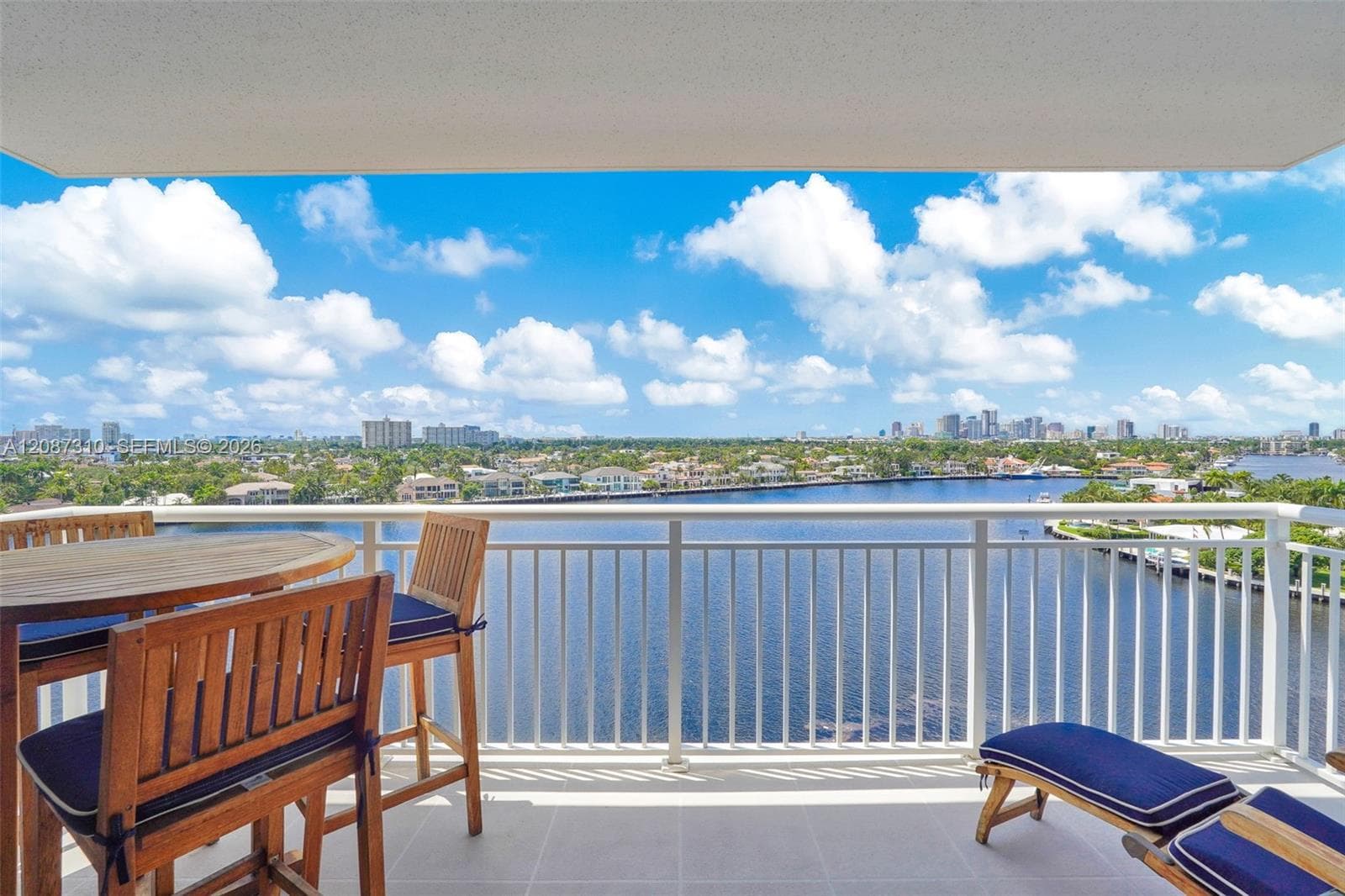 511 Bayshore Dr 1009 photo 10