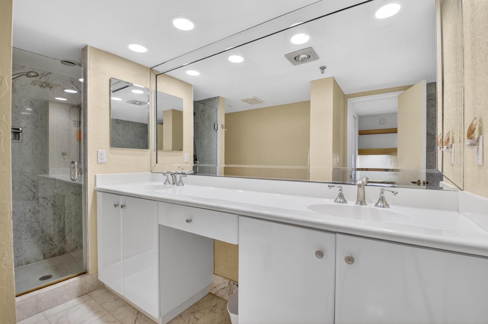 2917 S Ocean Boulevard 902 photo 13