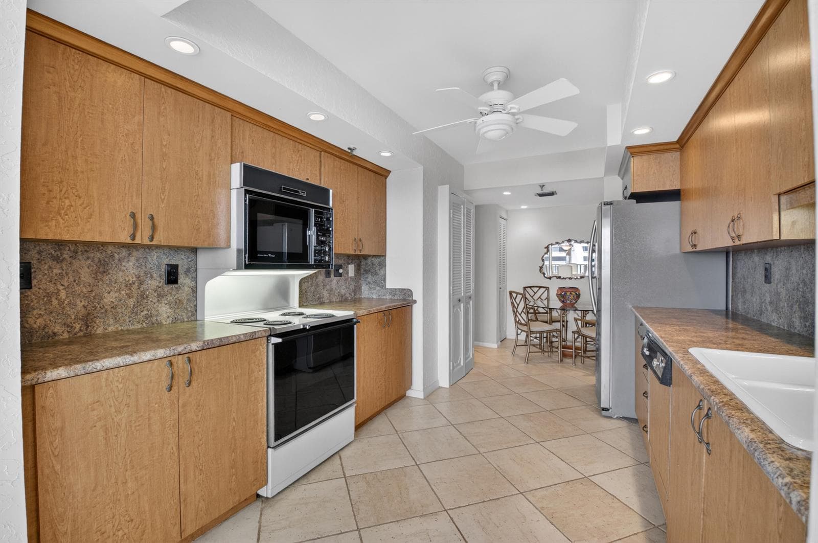 2917 S Ocean Boulevard 902 photo 10