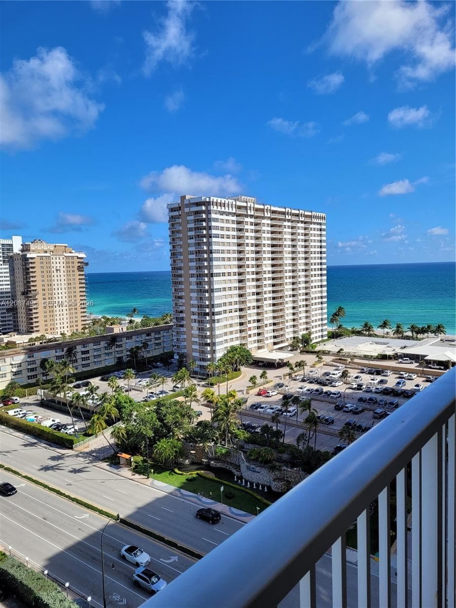 1985 S OCEAN DR 15M photo 4