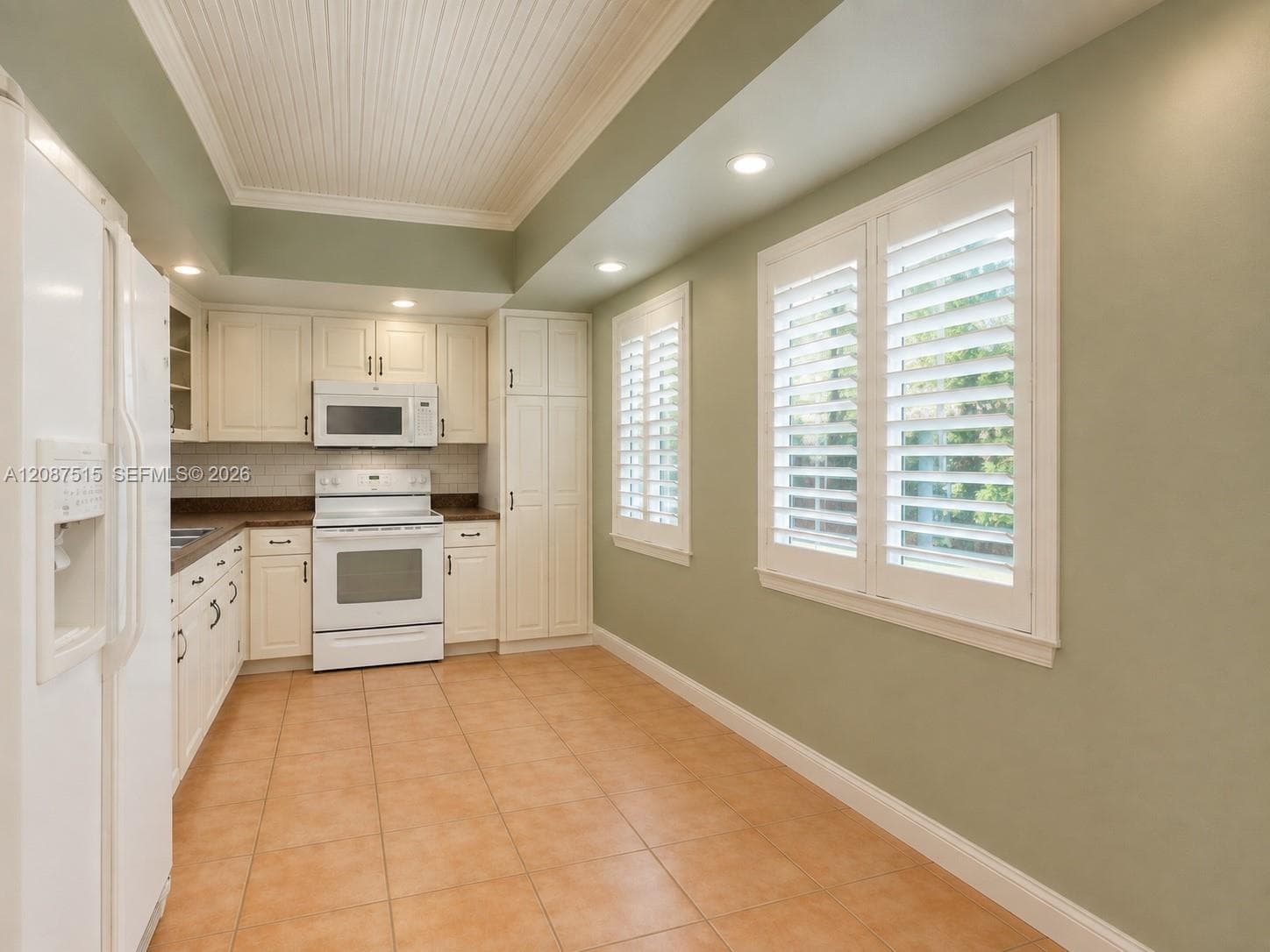 3050 NE 48th Ct 405 photo 5