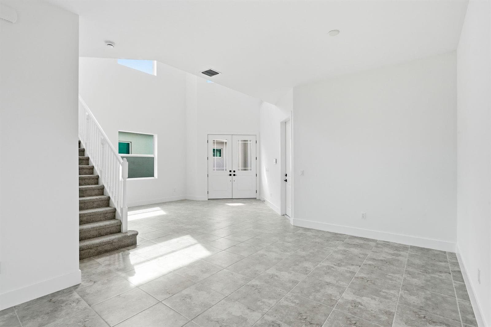 13985 Spruce Pine Drive photo 7