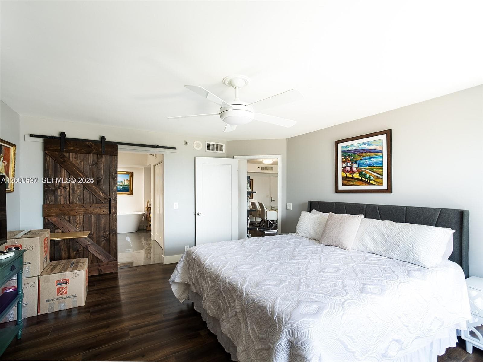 3500 Mystic Pointe Dr 1607 photo 9