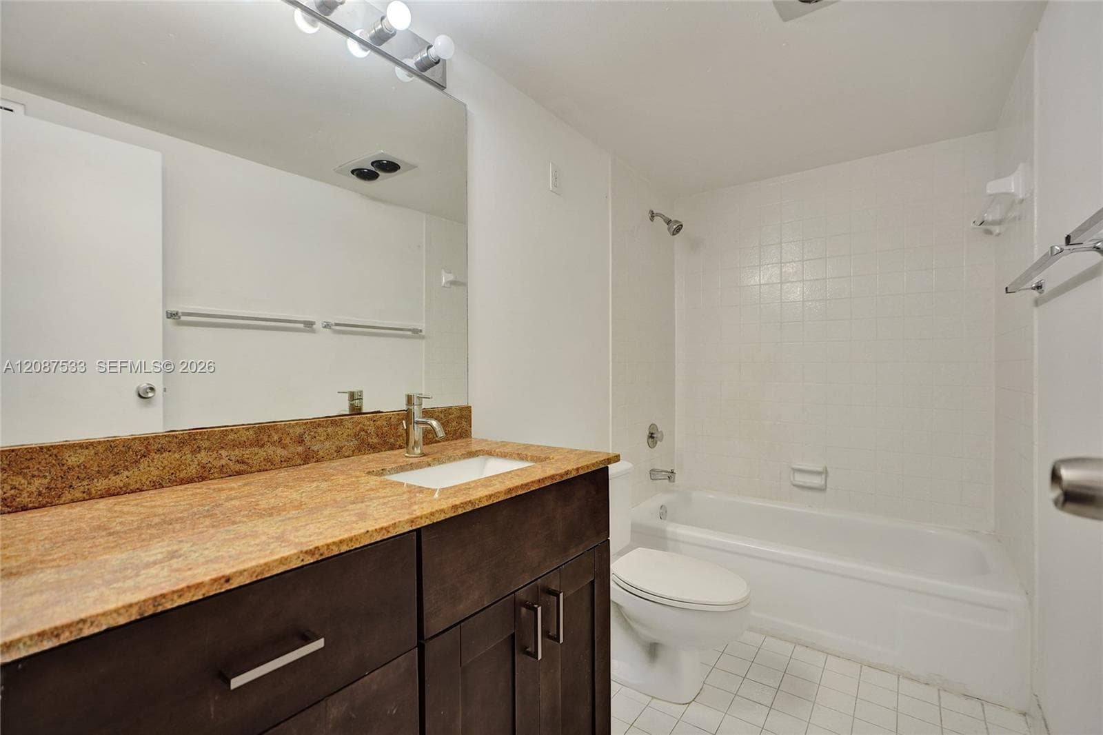 600 Three Islands Blvd 311 photo 10