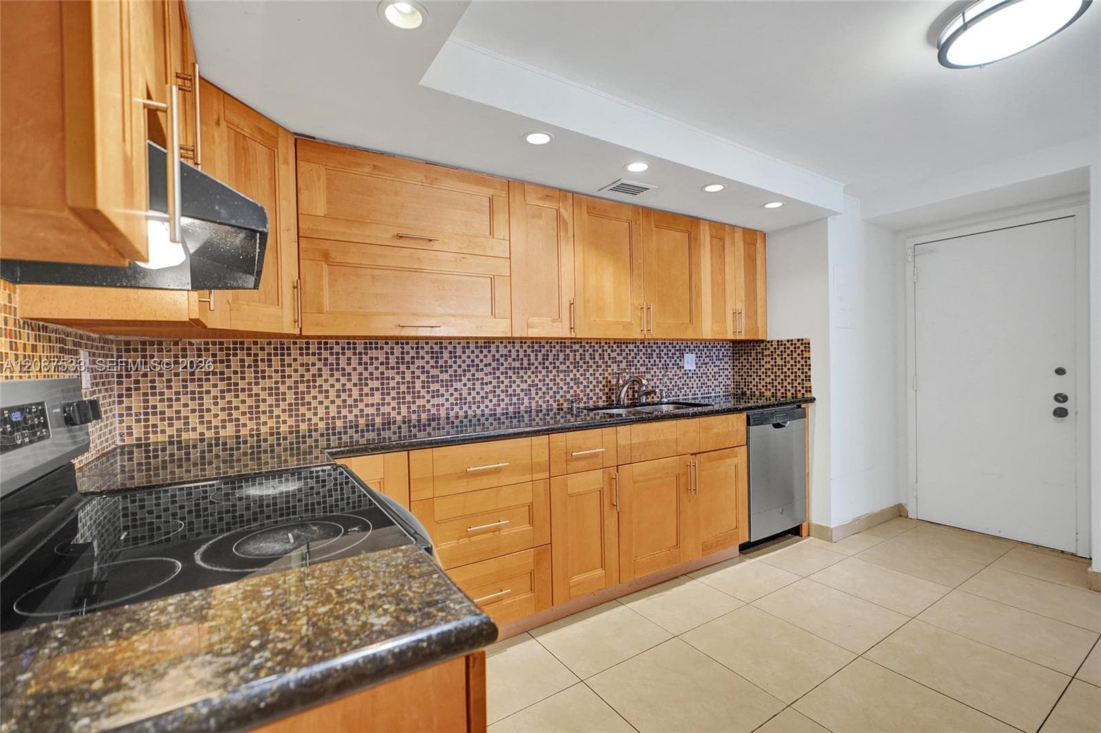 600 Three Islands Blvd 311 photo 4