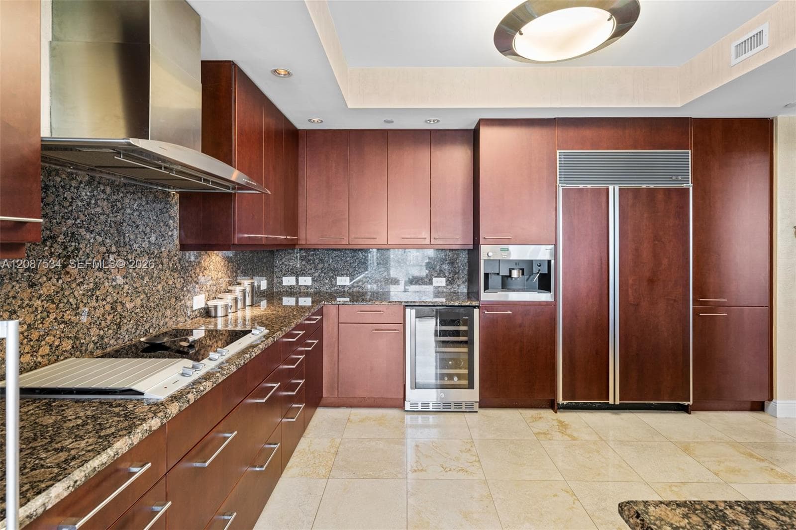6000 Island Blvd 1703 photo 24