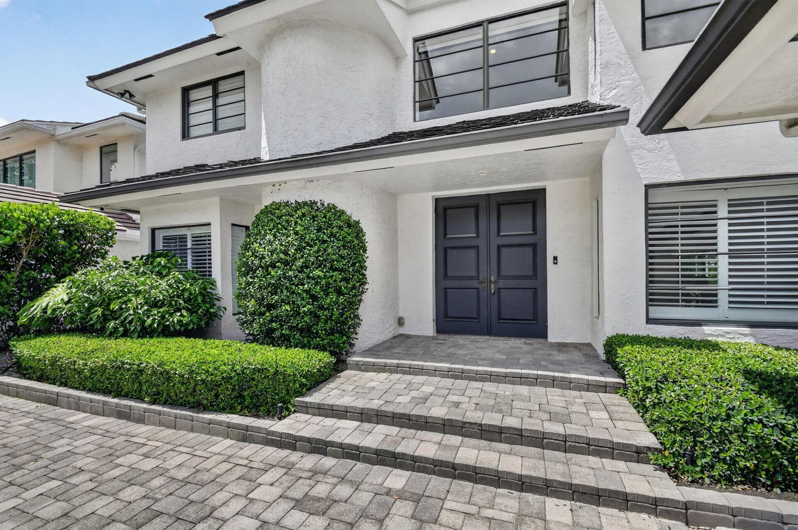 2881 Polo Island Drive photo 2