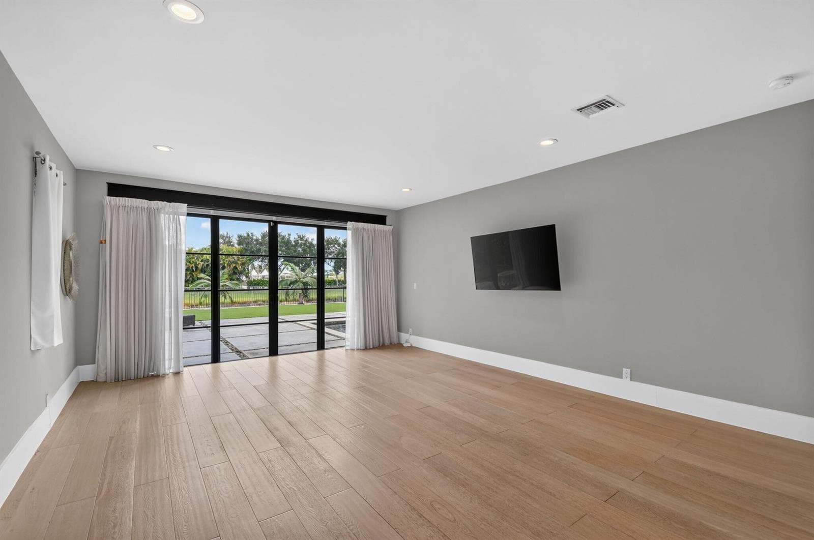 2881 Polo Island Drive photo 22