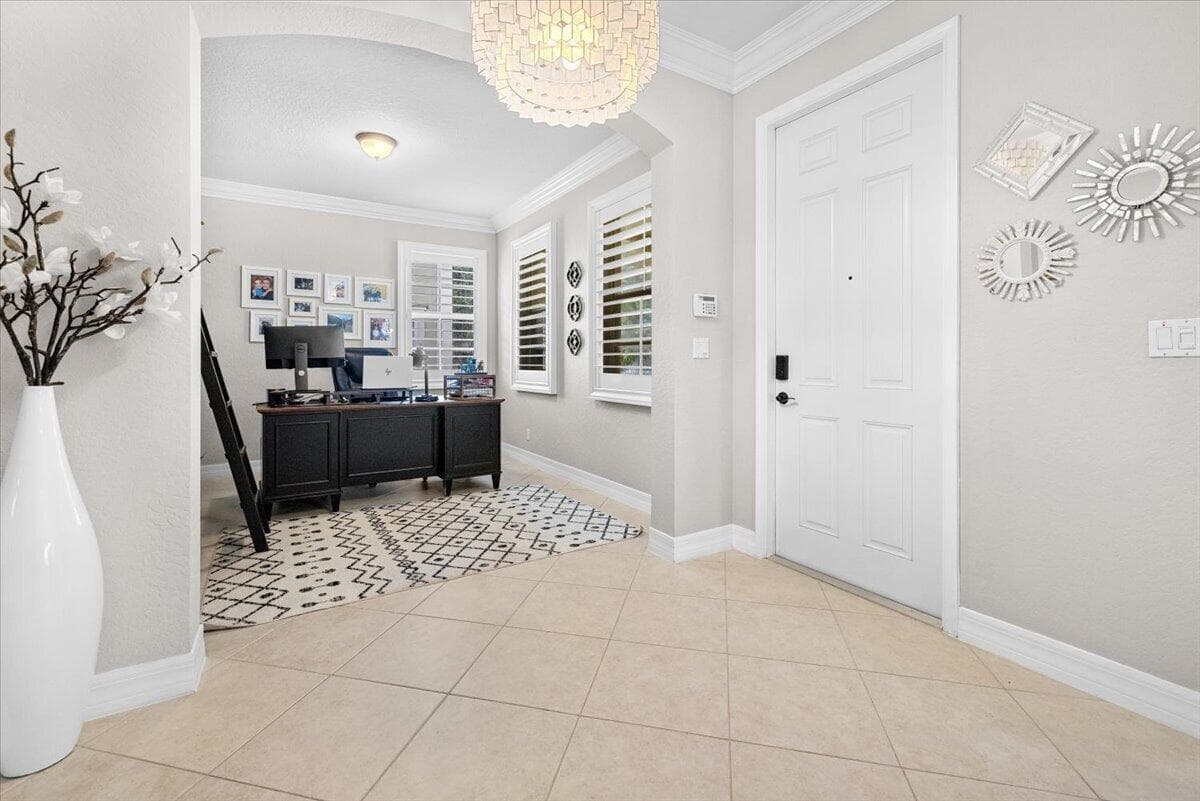 154 BANDON Lane photo 6