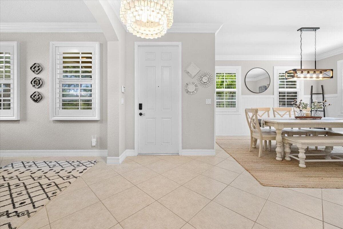 154 BANDON Lane photo 5