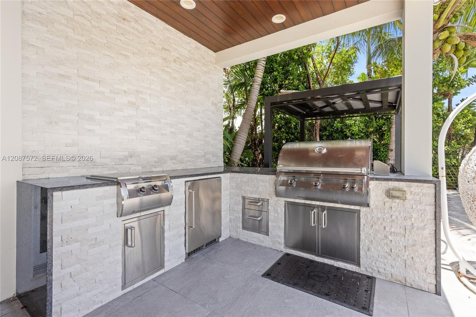 924 Evergreen Dr - photo 9