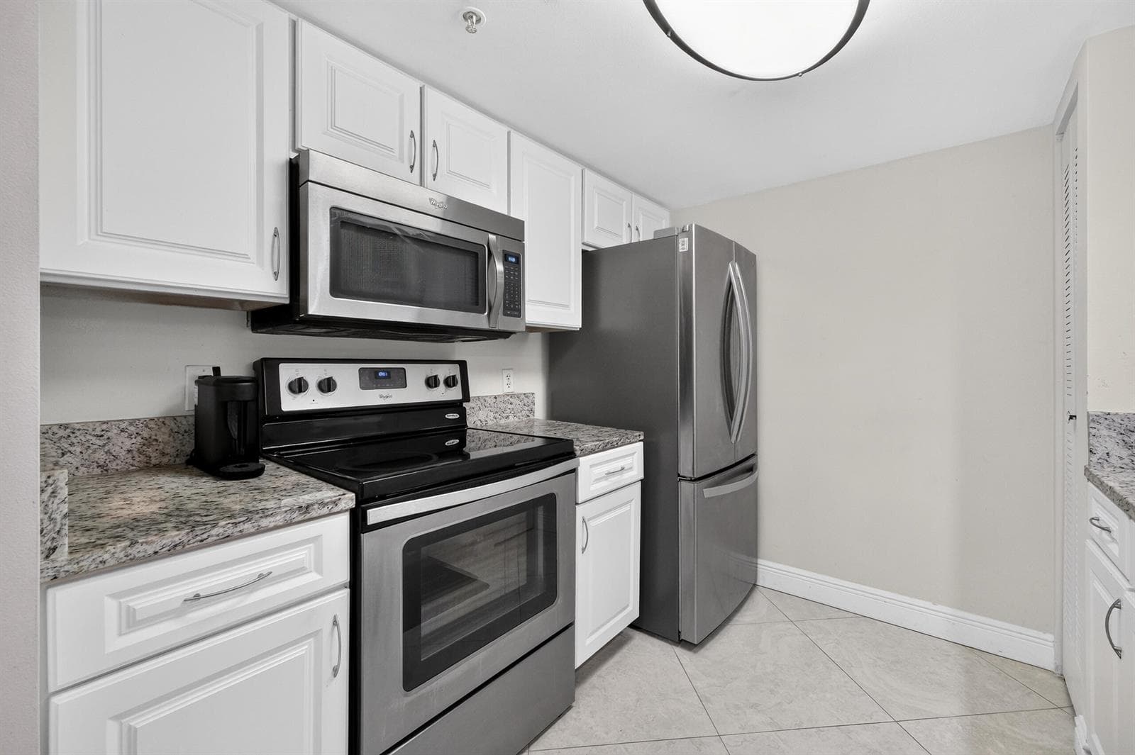 600 SCOTIA Drive 108 photo 13