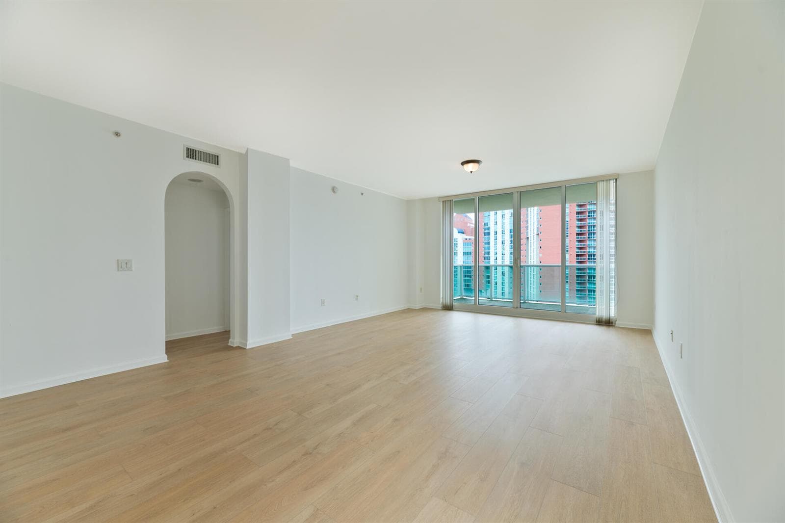 3340 NE 190TH Street 1309 photo 23