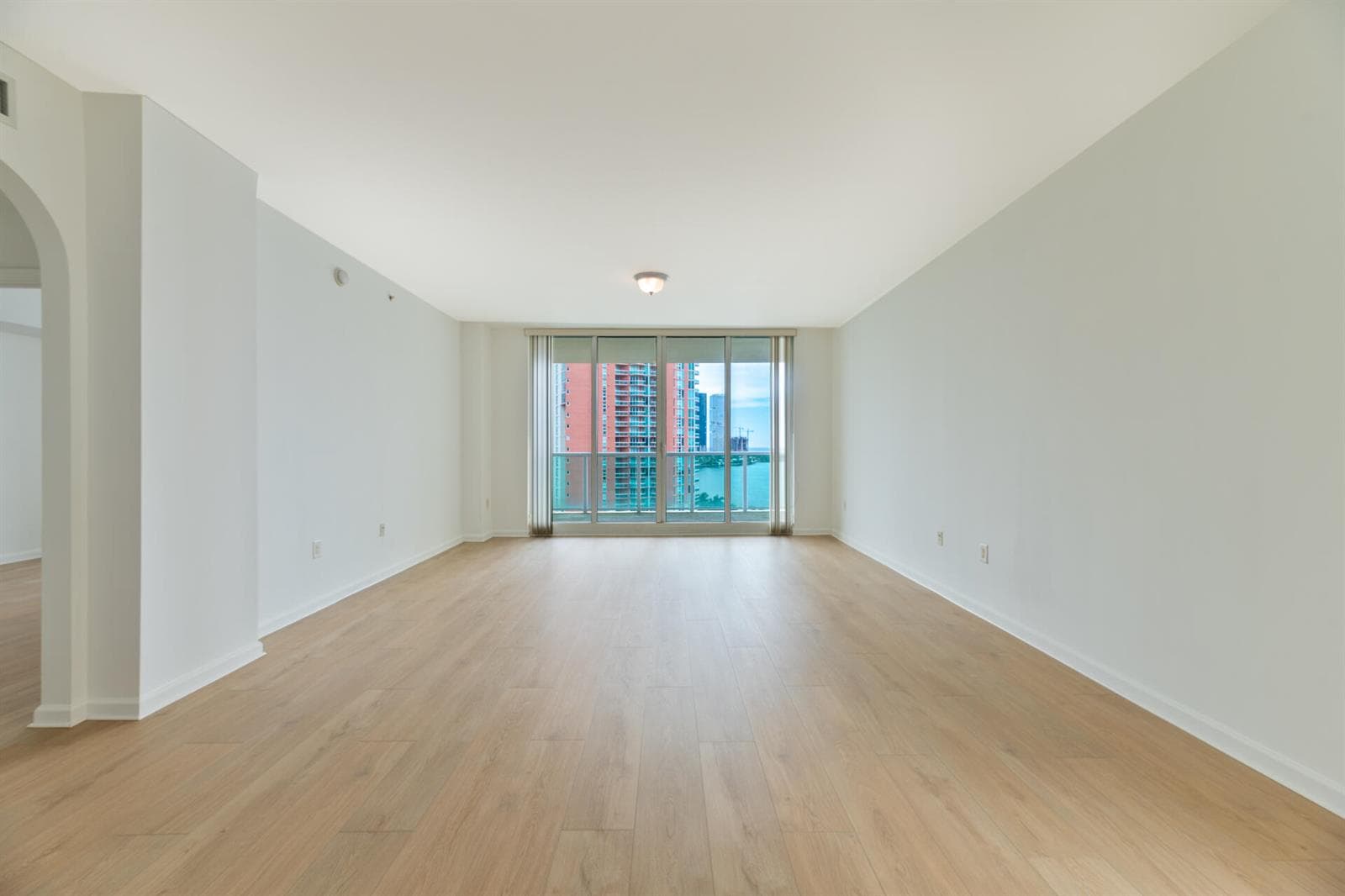 3340 NE 190TH Street 1309 photo 24