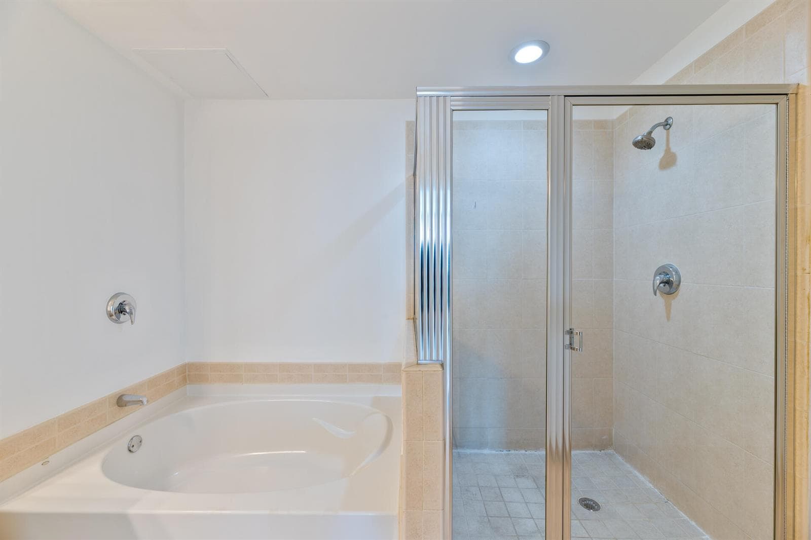3340 NE 190TH Street 1309 photo 19