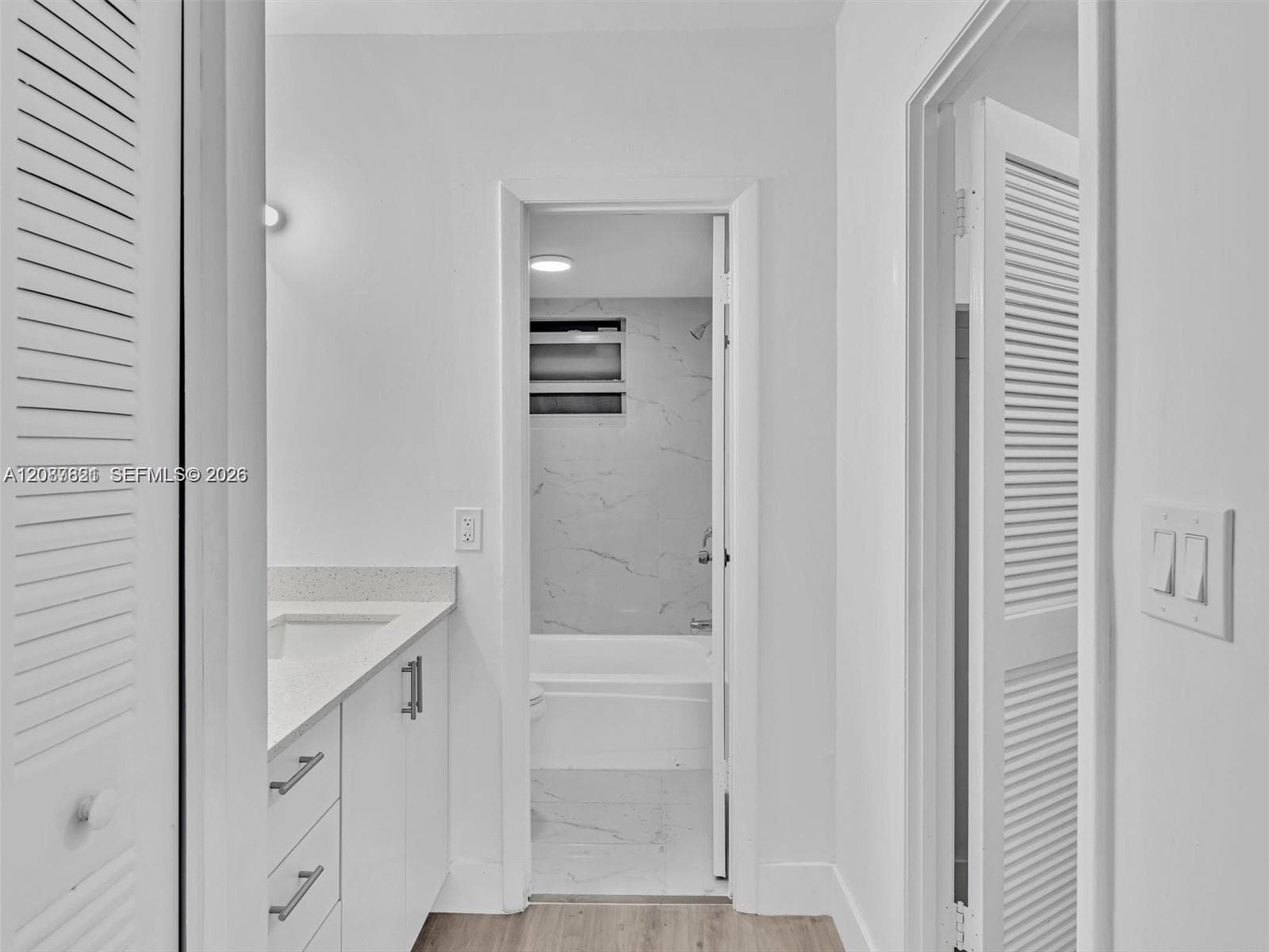 3626 NE 168th St 202 photo 12