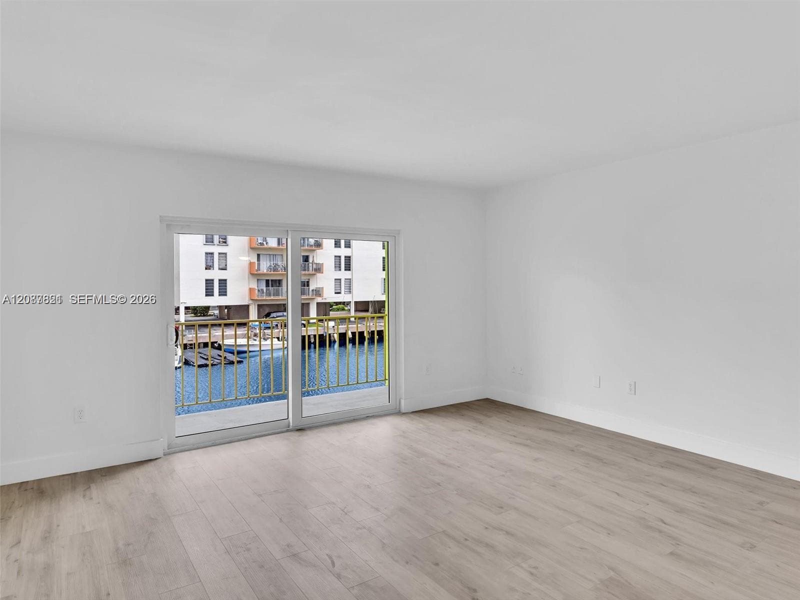 3626 NE 168th St 202 photo 8