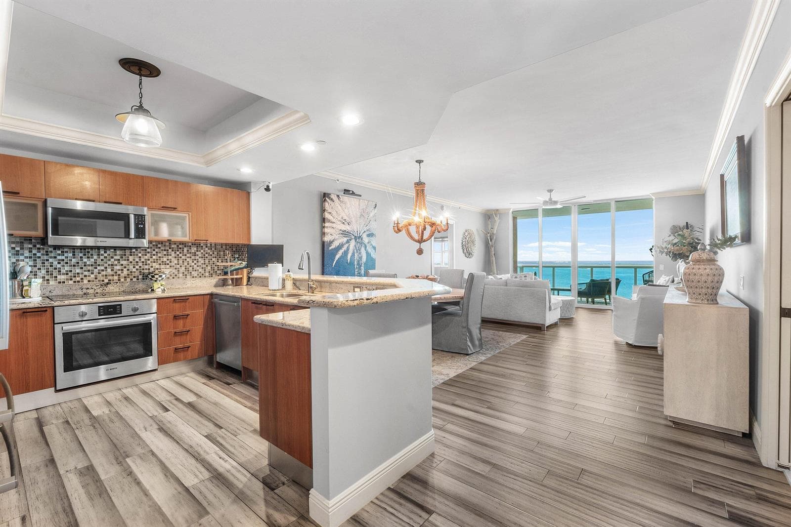 2650 Lake Shore Drive 2102 photo 9
