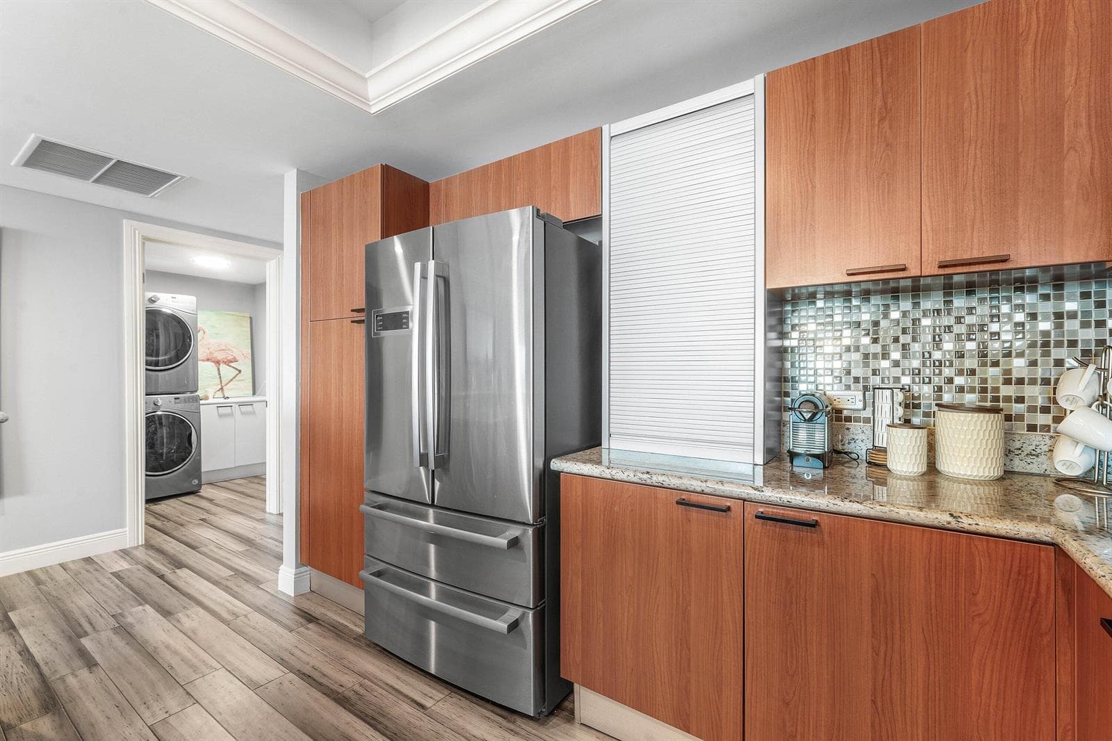 2650 Lake Shore Drive 2102 photo 11