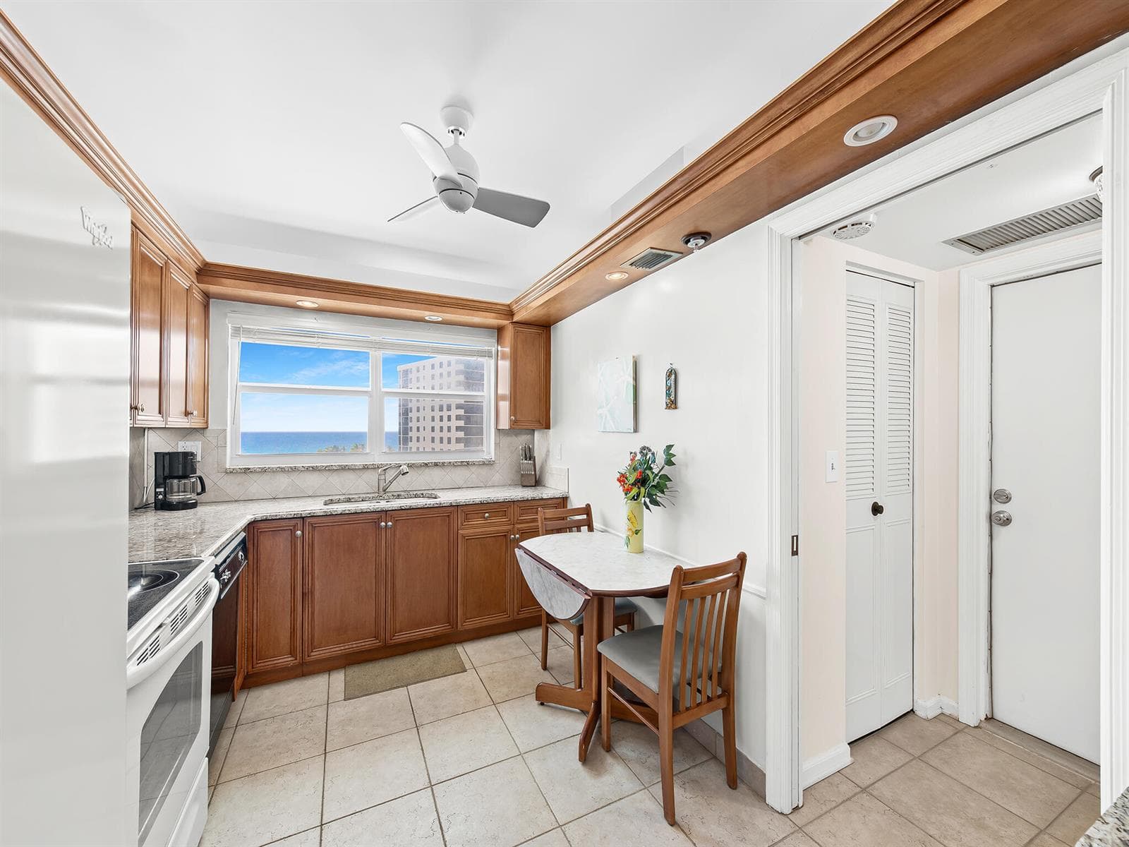 3310 S Ocean Boulevard 928d photo 11