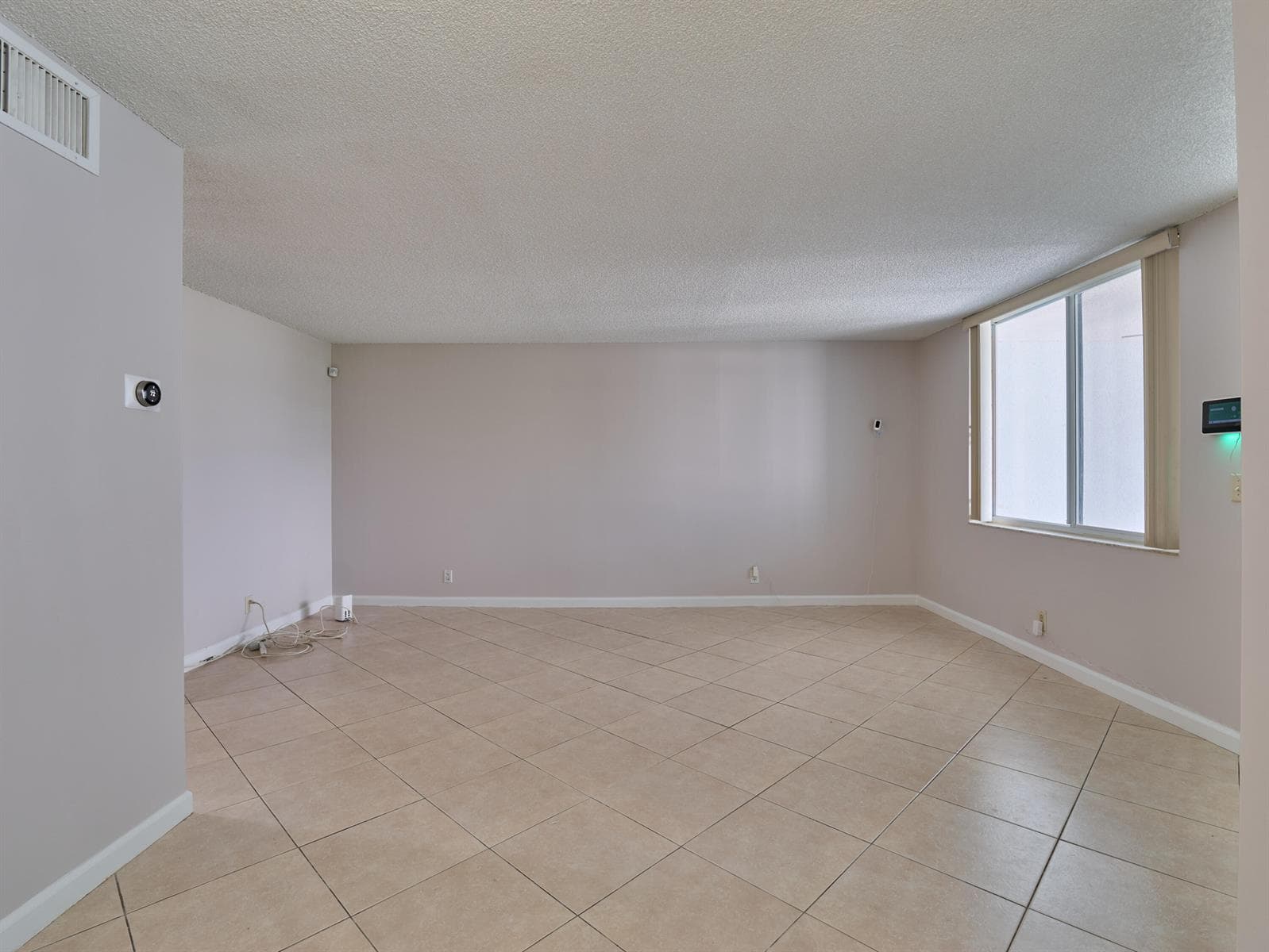 104 Paradise Harbour Boulevard 402 photo 9