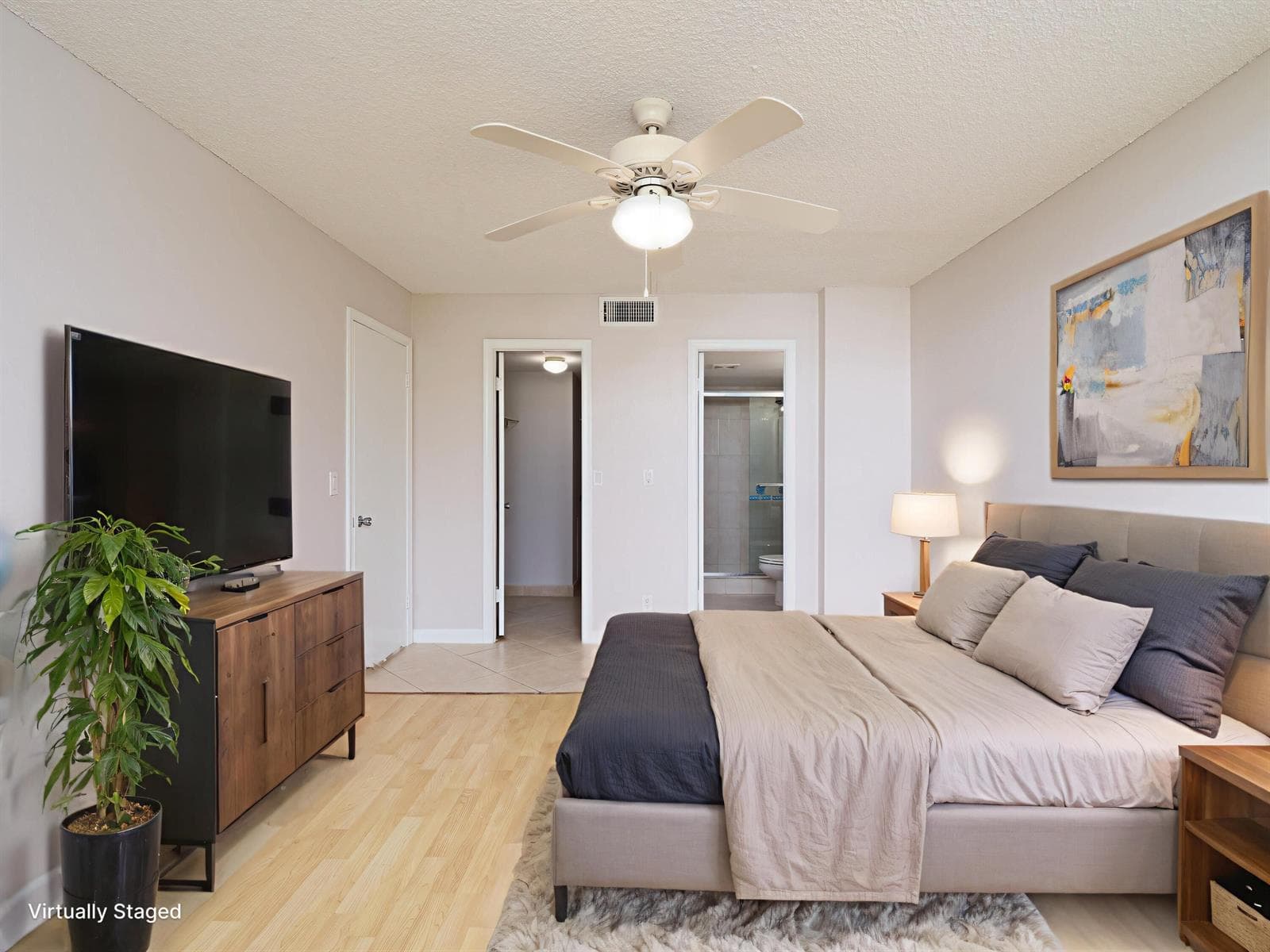 104 Paradise Harbour Boulevard 402 photo 19