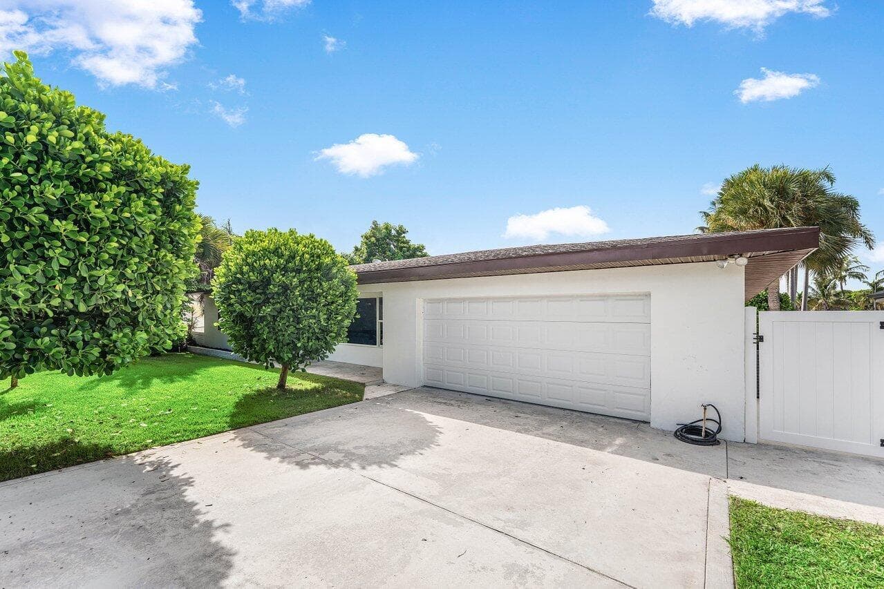 638 Shore Drive photo 7