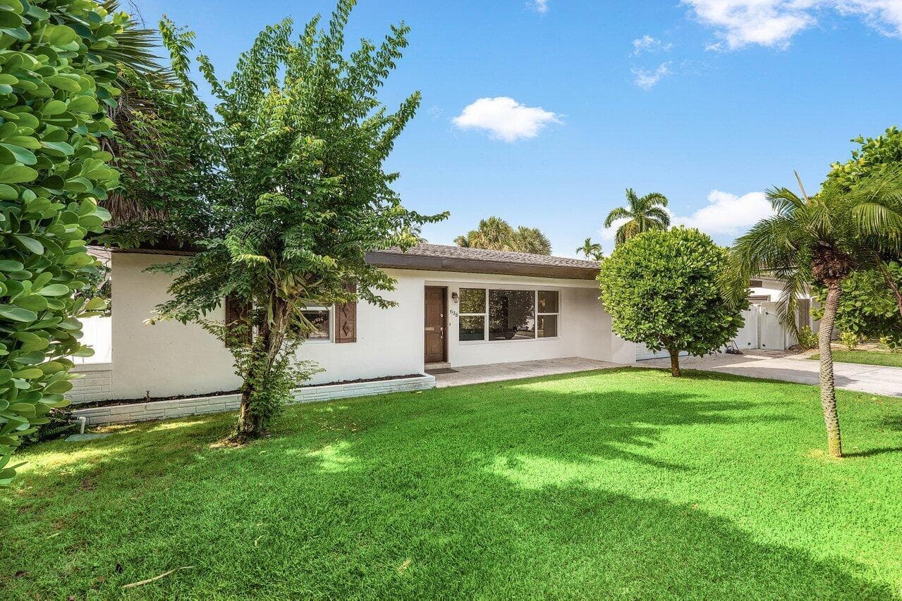 638 Shore Drive photo 5