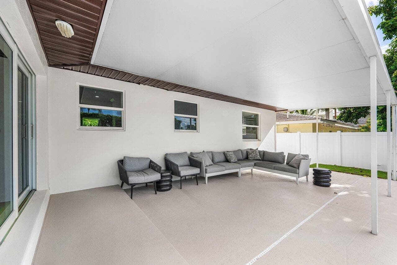 638 Shore Drive photo 18
