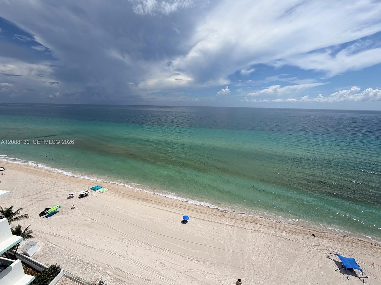 3725 S Ocean Dr 1402 photo 2