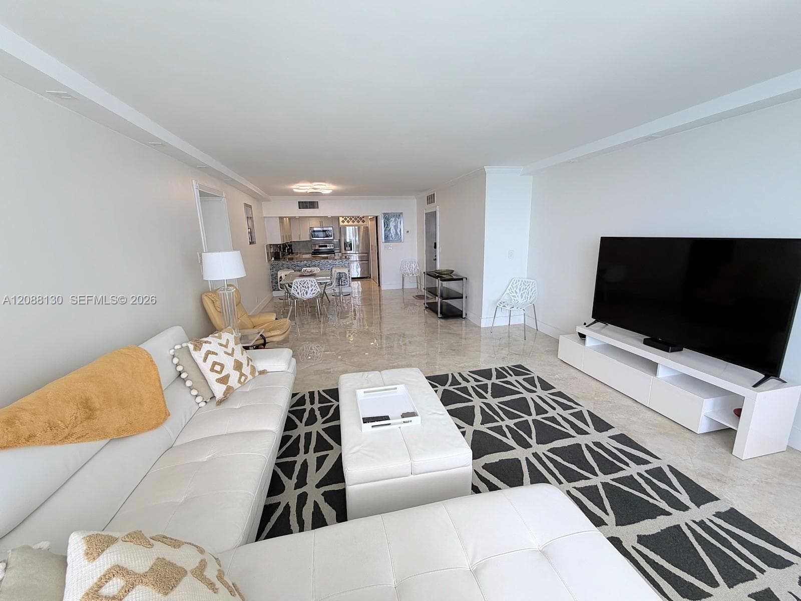 3725 S Ocean Dr 1402 photo 7