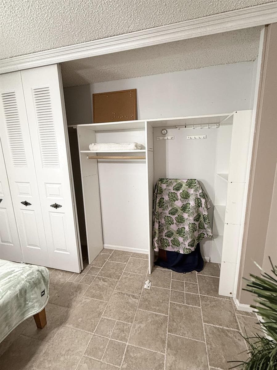 401 Lake Shore Drive 802 photo 24