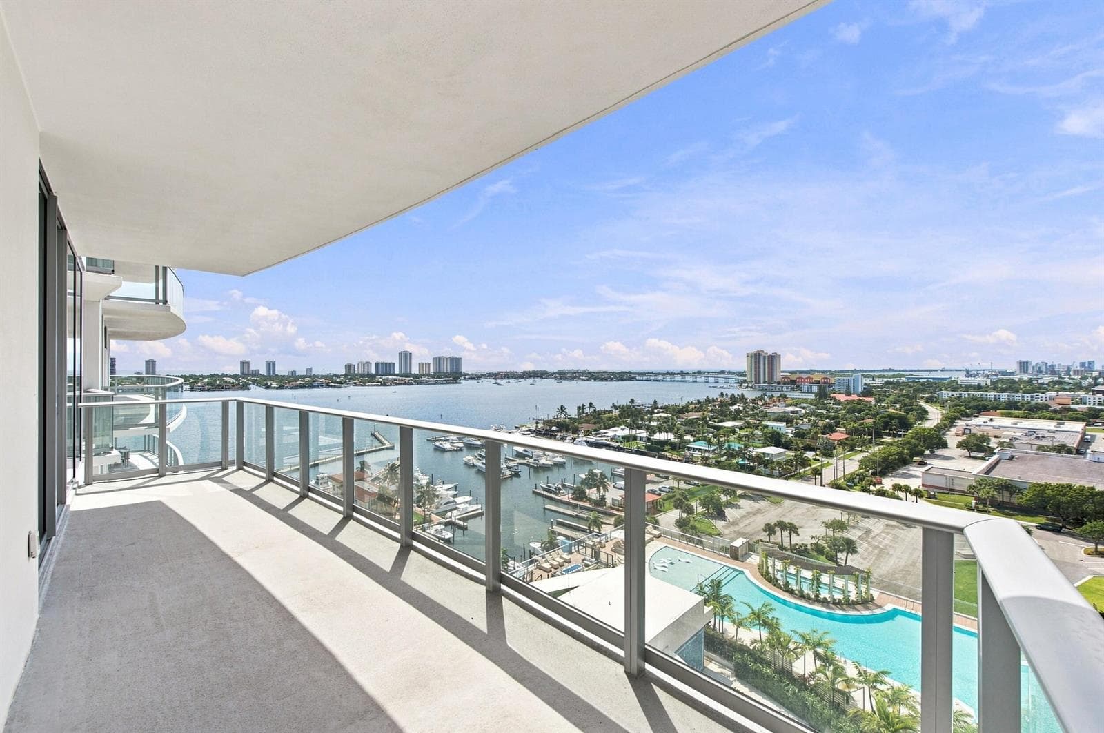 220 Lake Shore Drive 1407 photo 23