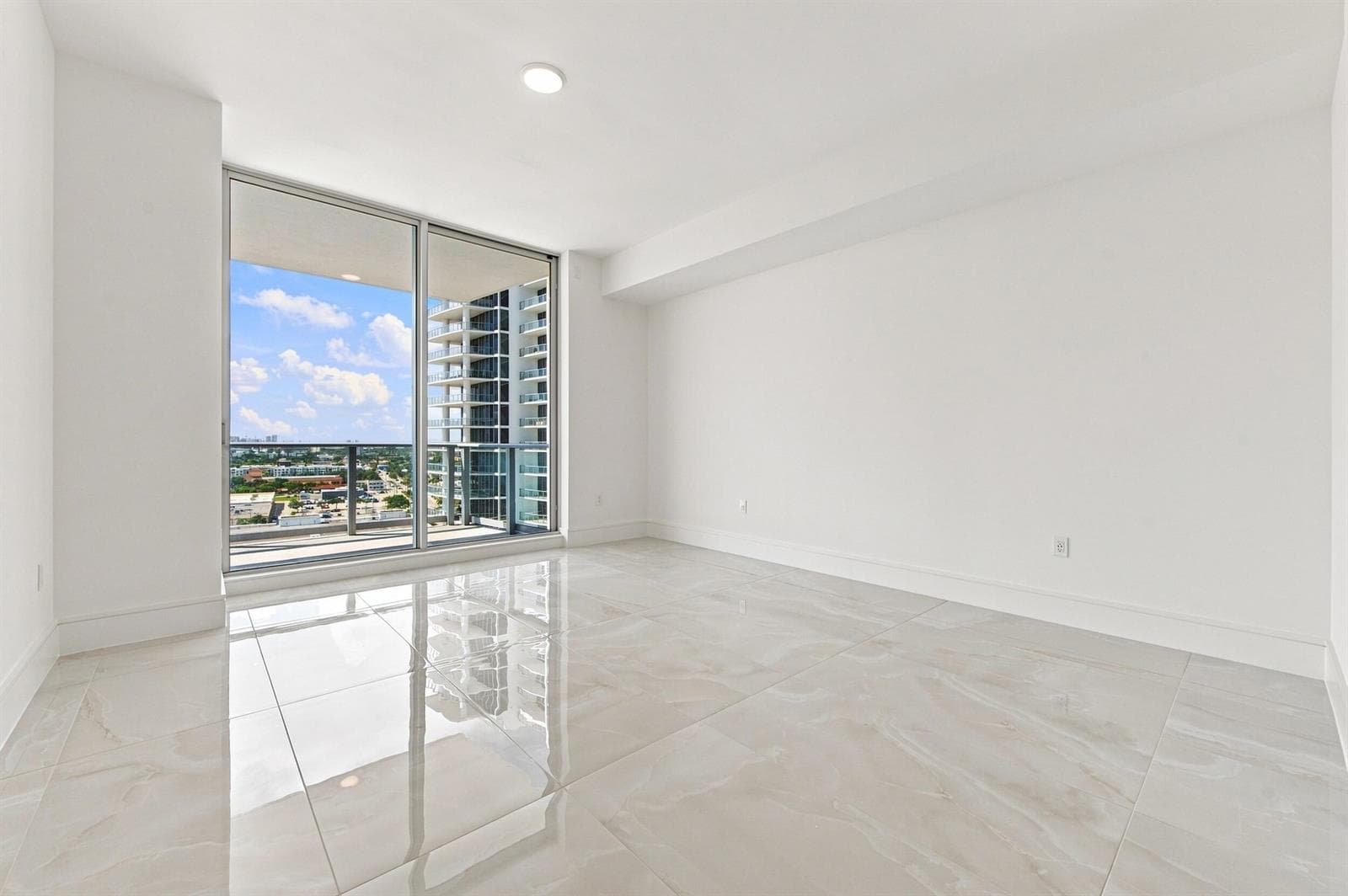 220 Lake Shore Drive 1407 photo 13