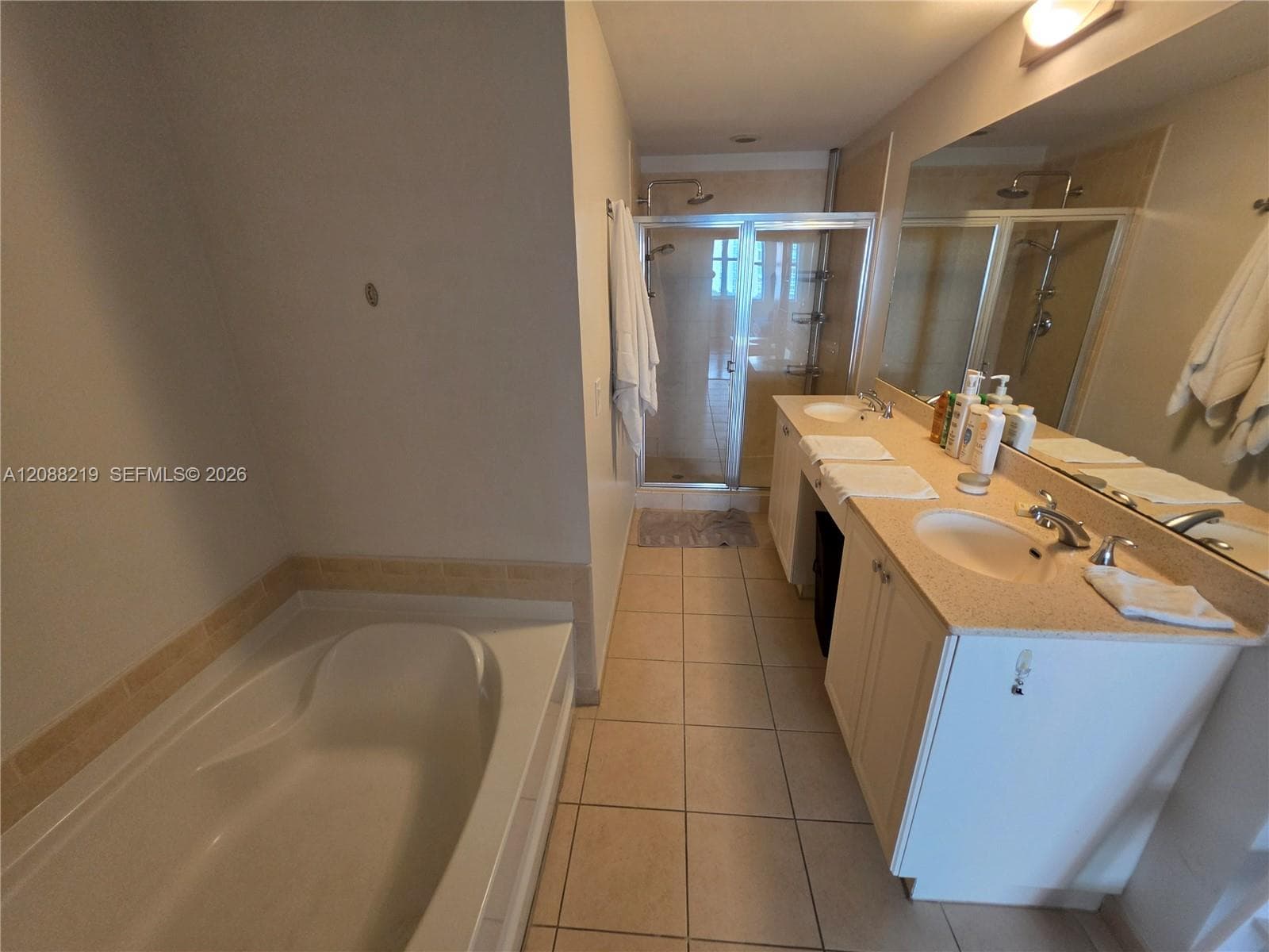 3340 NE 190th St 705 photo 17
