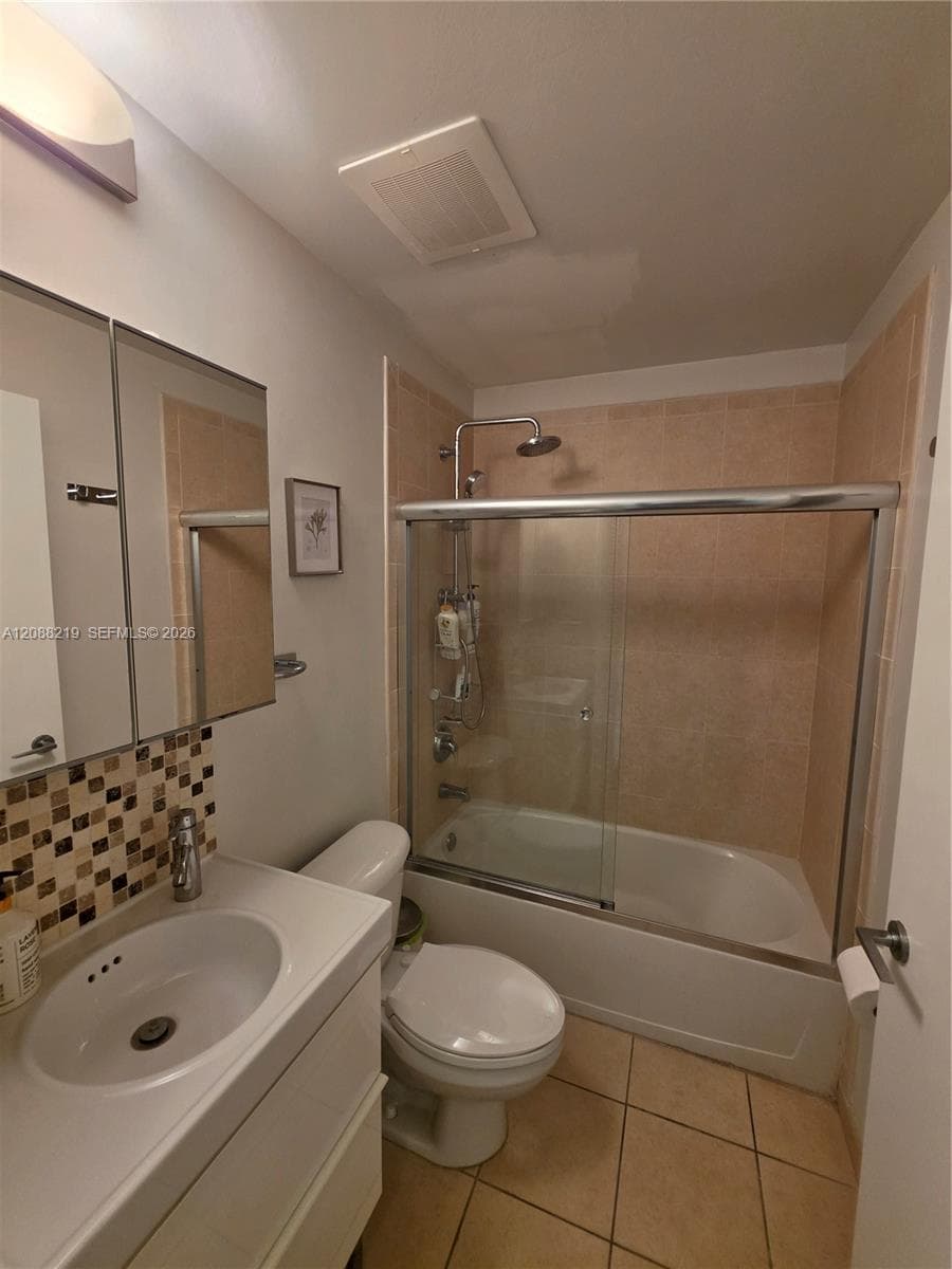 3340 NE 190th St 705 photo 22