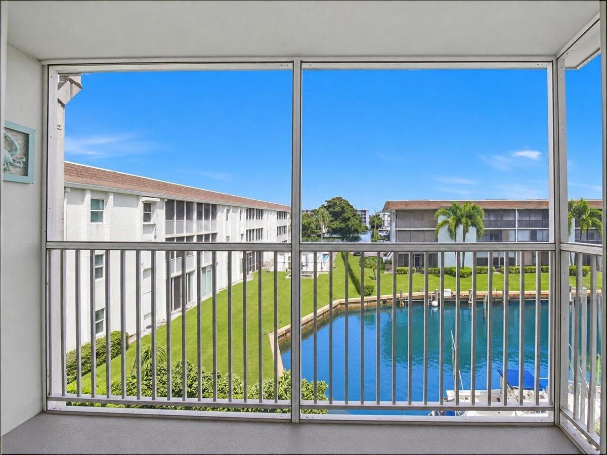 131 Doolen Court 309 photo 16