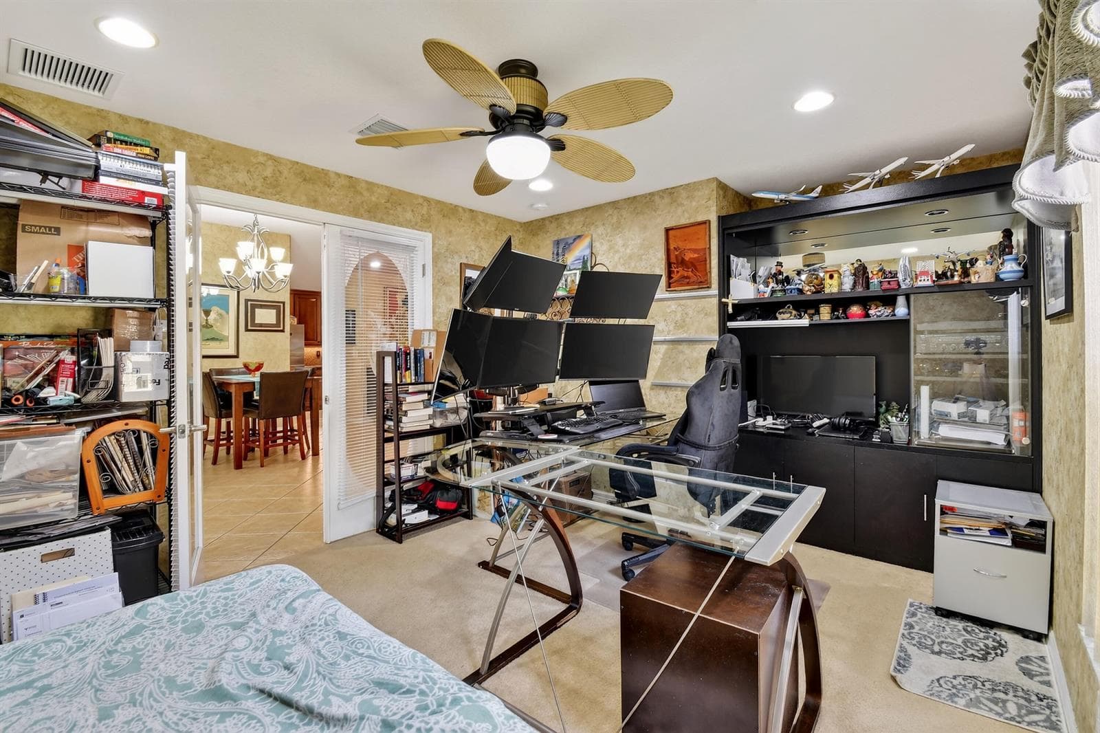 12107 ROMA Road photo 12