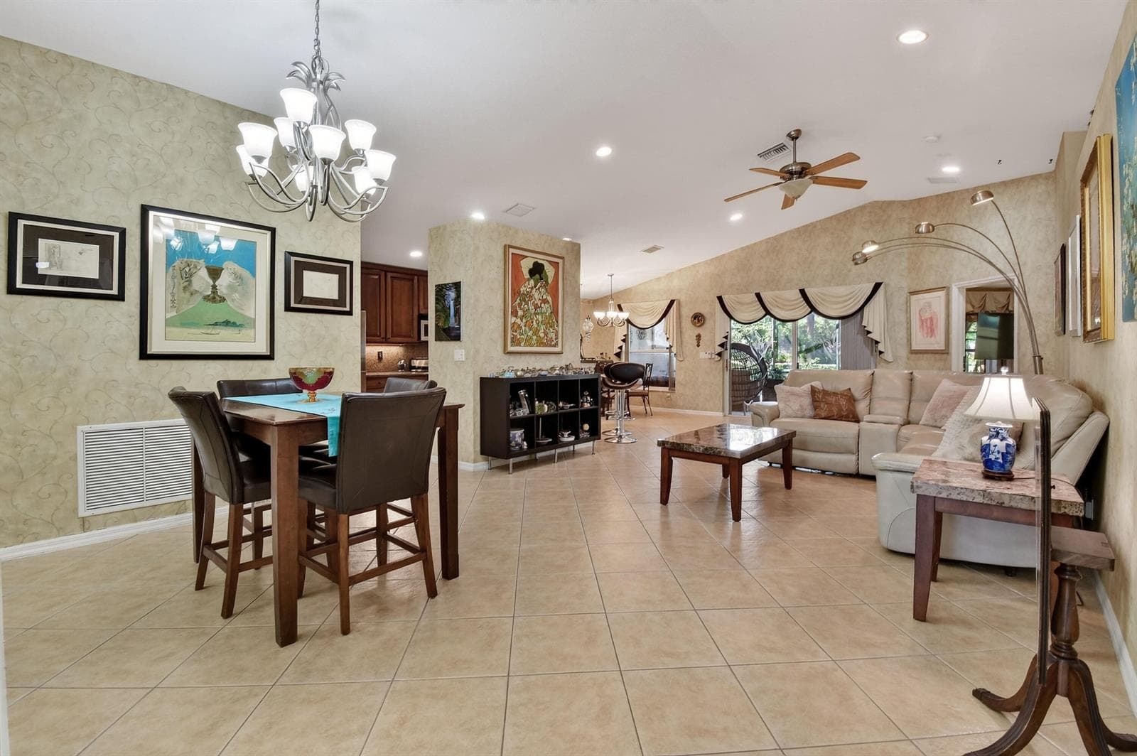 12107 ROMA Road photo 5
