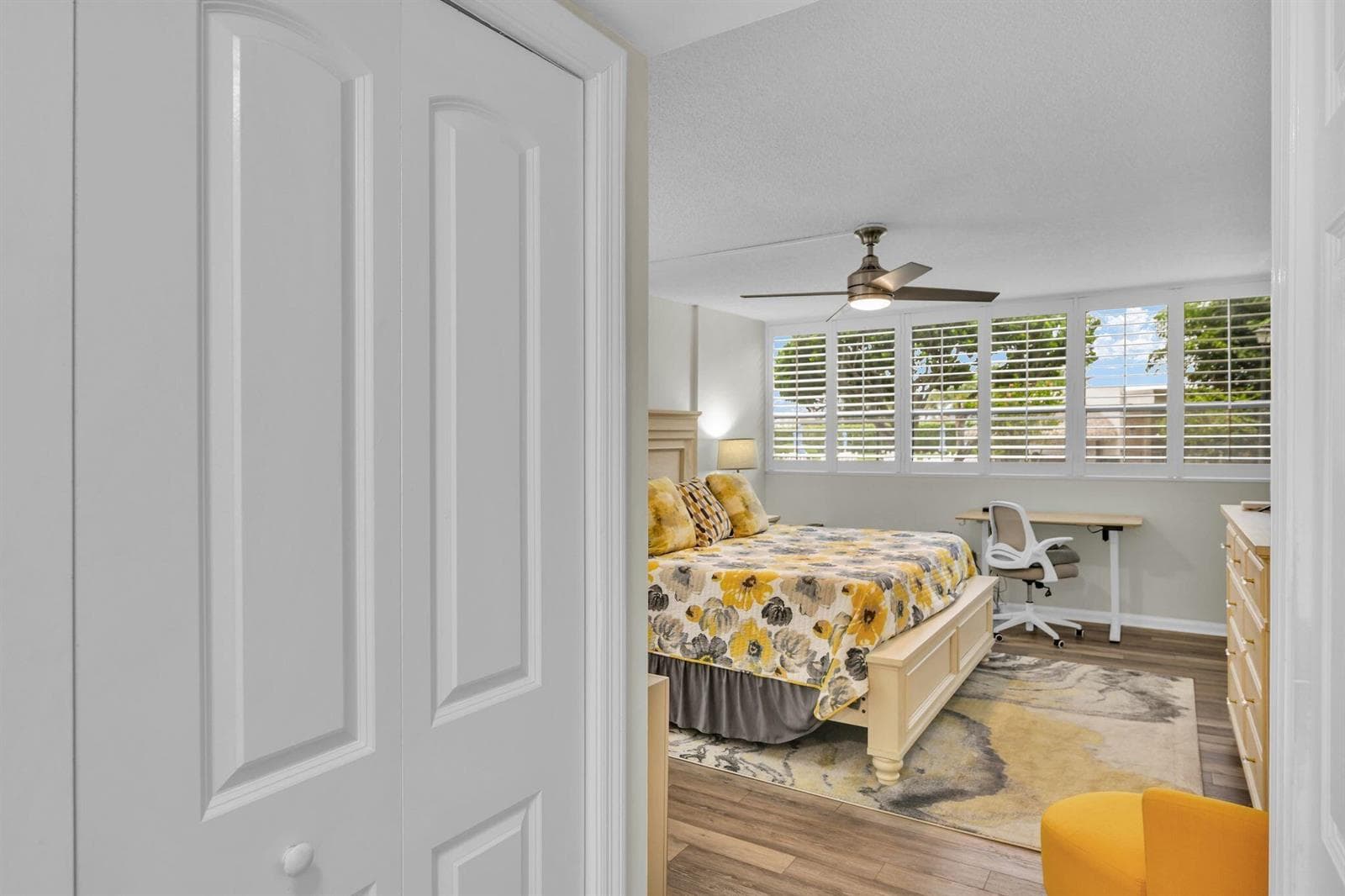 899 Jeffery Street 109 photo 19
