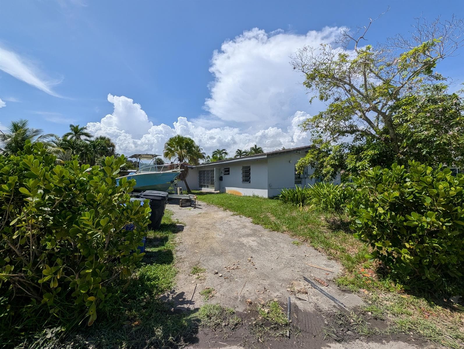 1509 SW 5TH Court photo 3