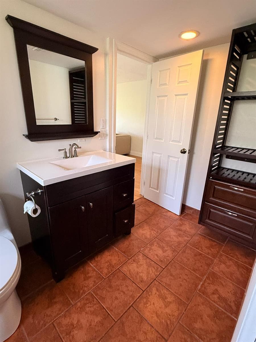 342 Southwind Drive 101 photo 4