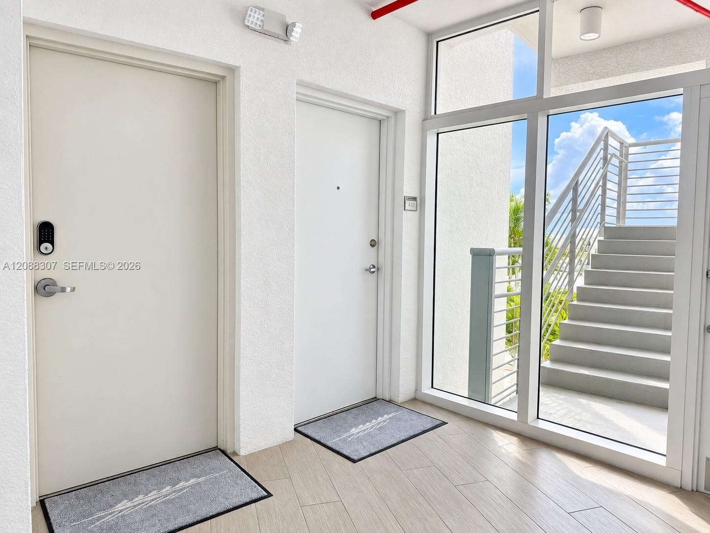 6580 Indian Creek Dr 410 photo 23