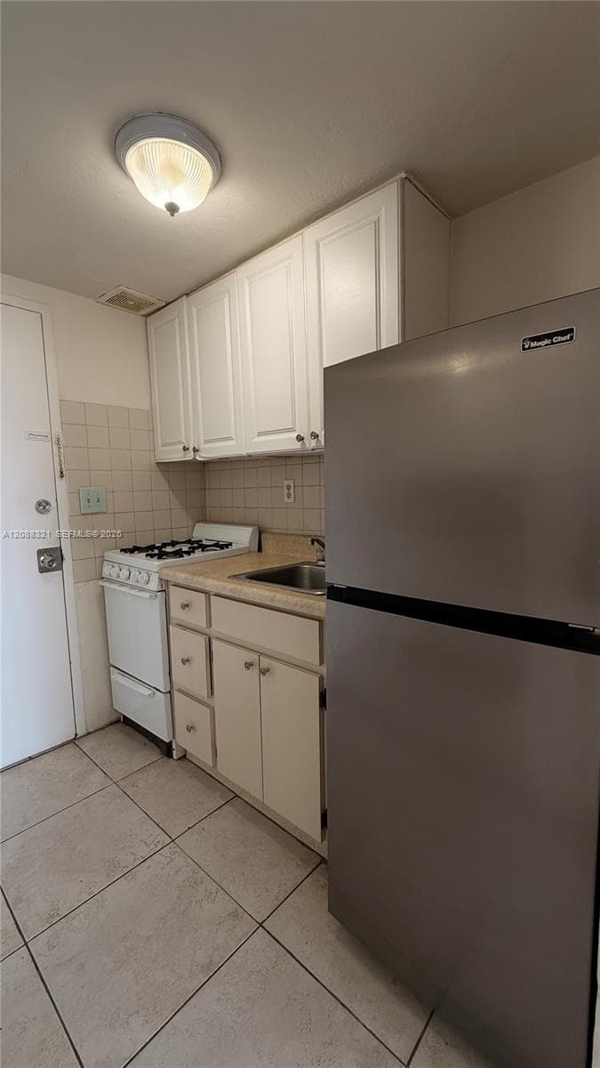 6484 Indian Creek Drive 239 photo 5