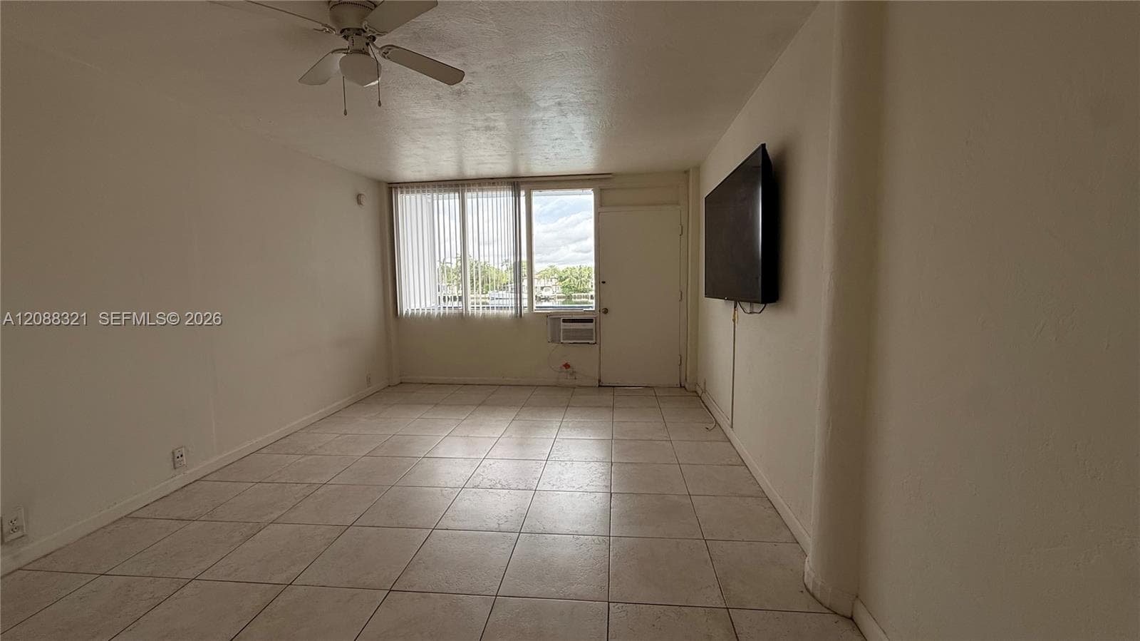 6484 Indian Creek Drive 239 photo 4