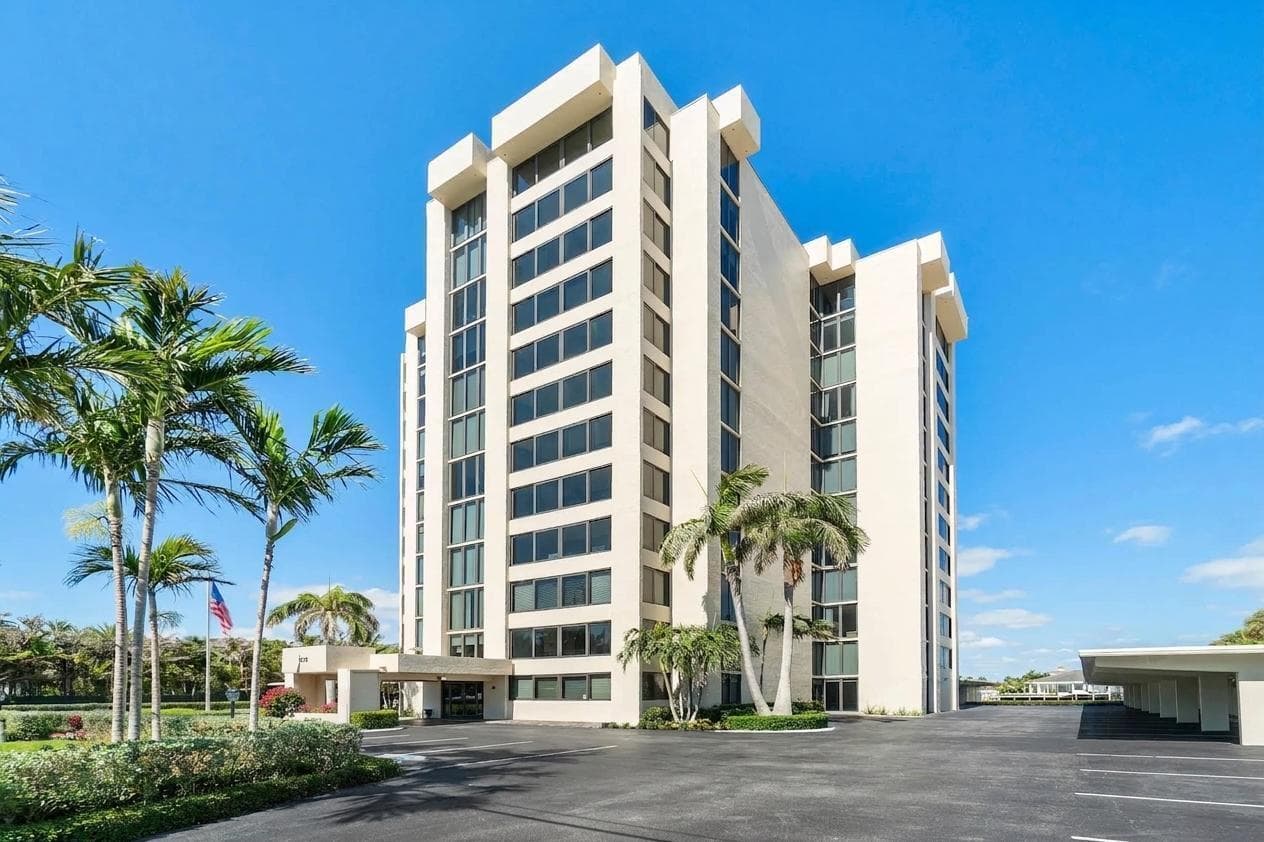 2220 S Ocean Boulevard 302 photo 1