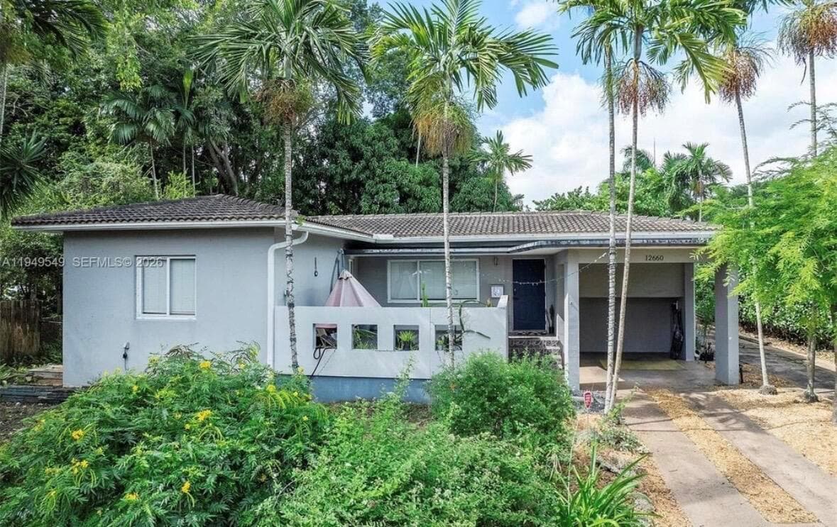 12660 GRIFFING Boulevard photo 2