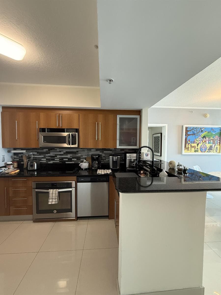 325 S BISCAYNE Boulevard 3926-A photo 8
