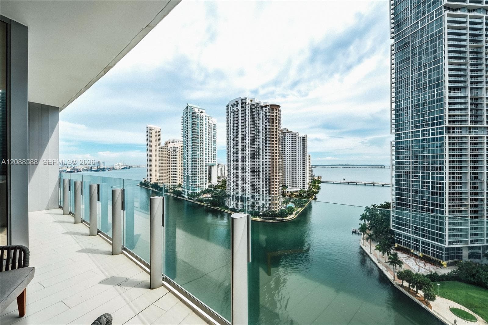 300 Biscayne Boulevard Way 1605W photo 23