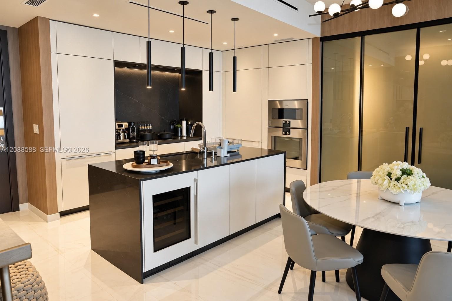 300 Biscayne Boulevard Way 1605W photo 4